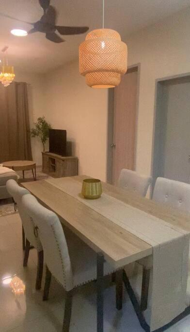 Orked Vanda, 3 Bedroom Apartment, Seaview Netflixwifiyoutube Kuala Terengganu Luaran gambar